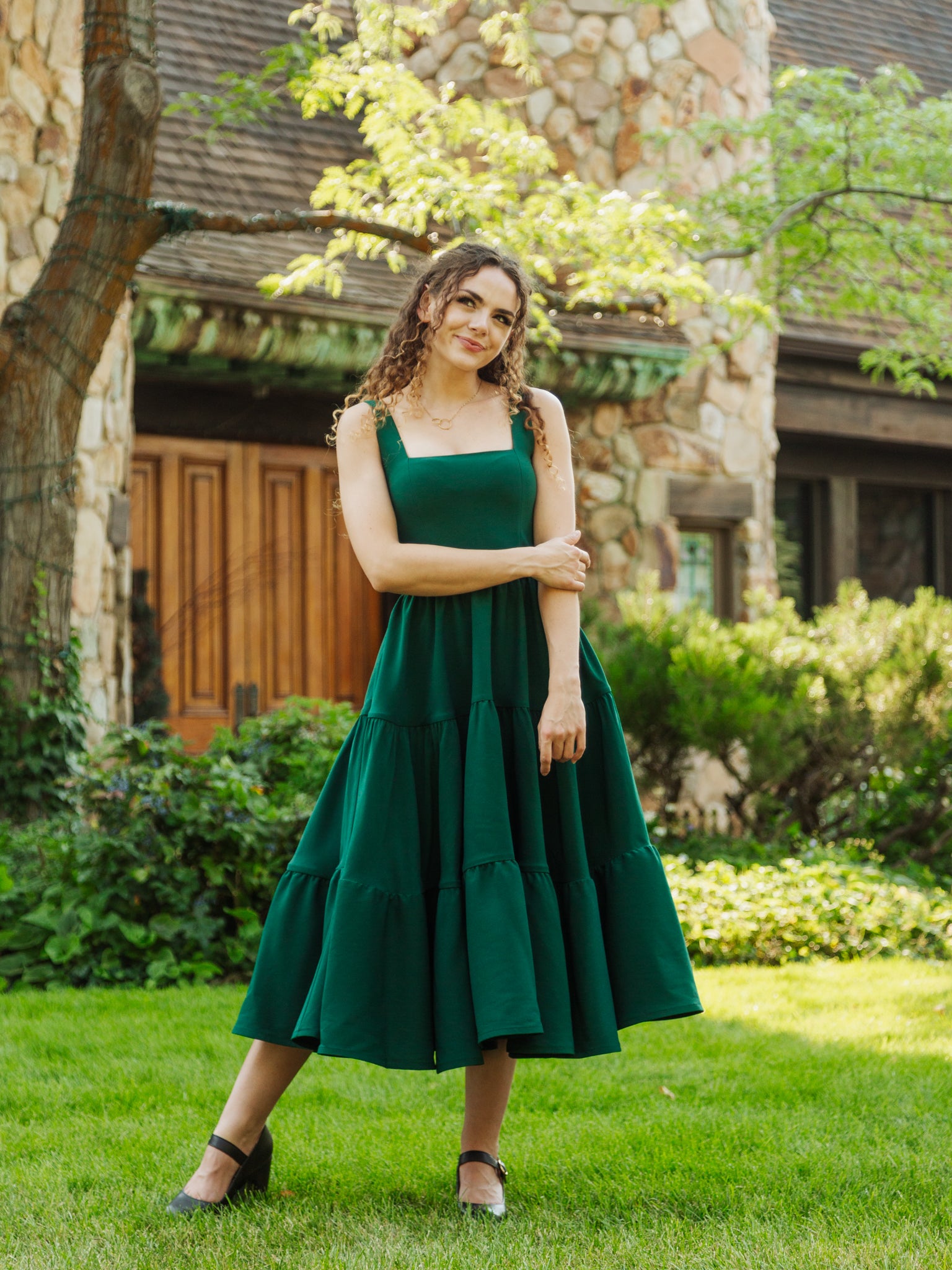 The Madonna Dress in Evergreen | Women's Dresses | Chelseareece.com 16/18 The Madonna Dress in Evergreen | Women's Dresses | Chelseareece.com 16/18