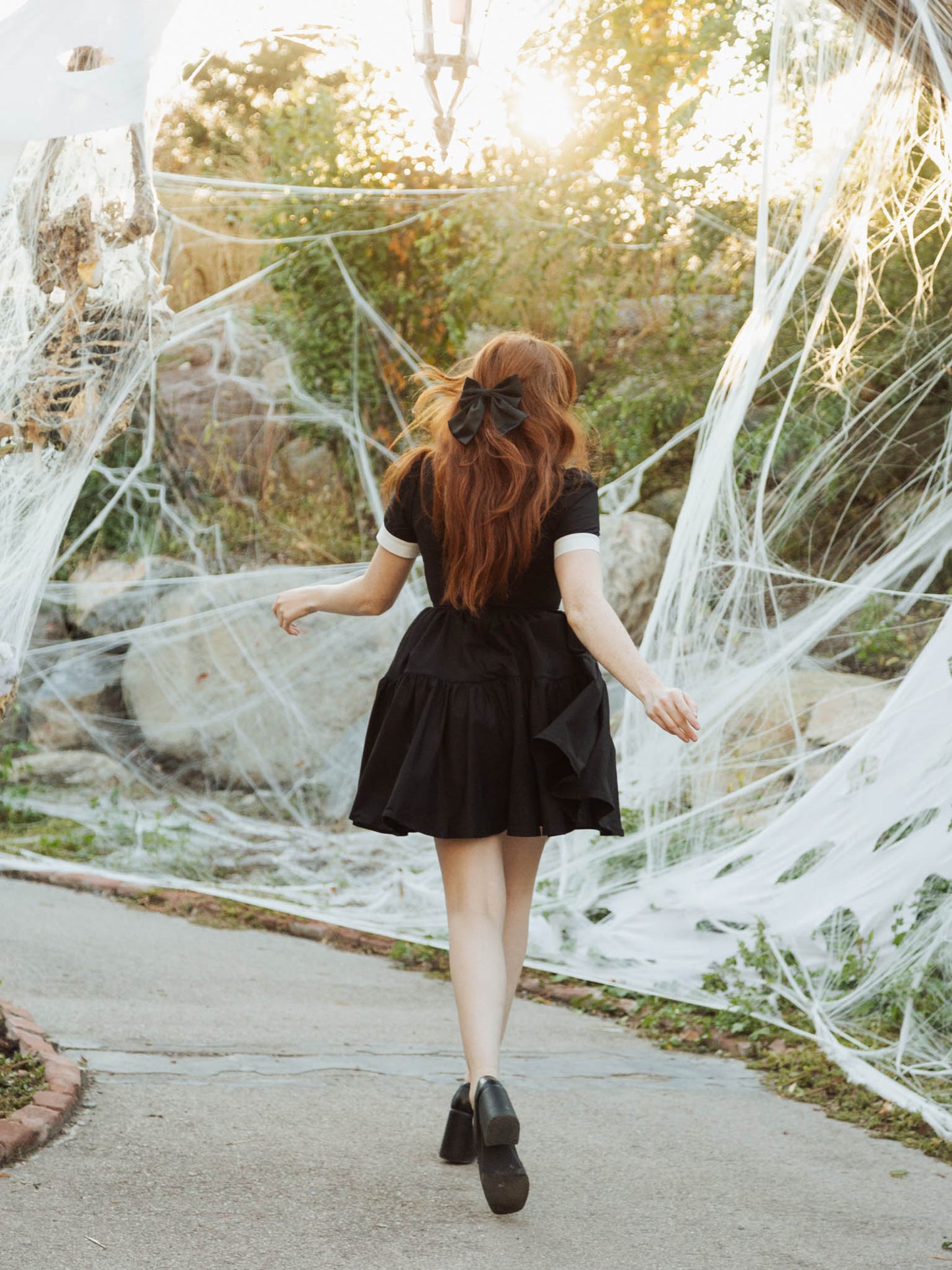 Hair Bow in Odile Black