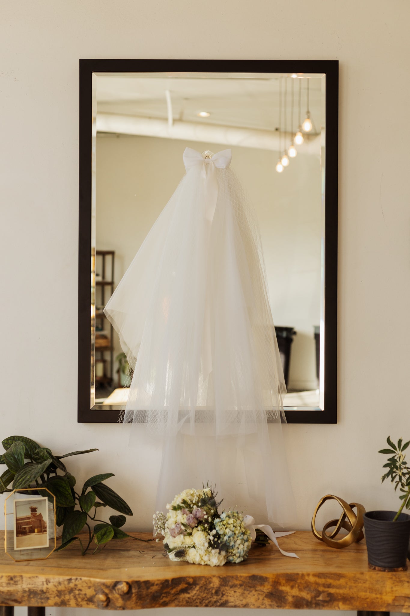 The Bridal Bow Veil